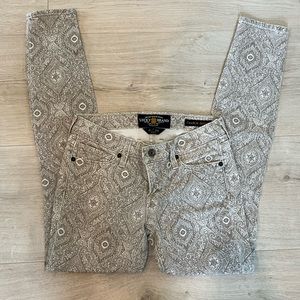 Lucky Brand Charlie Skinny jean